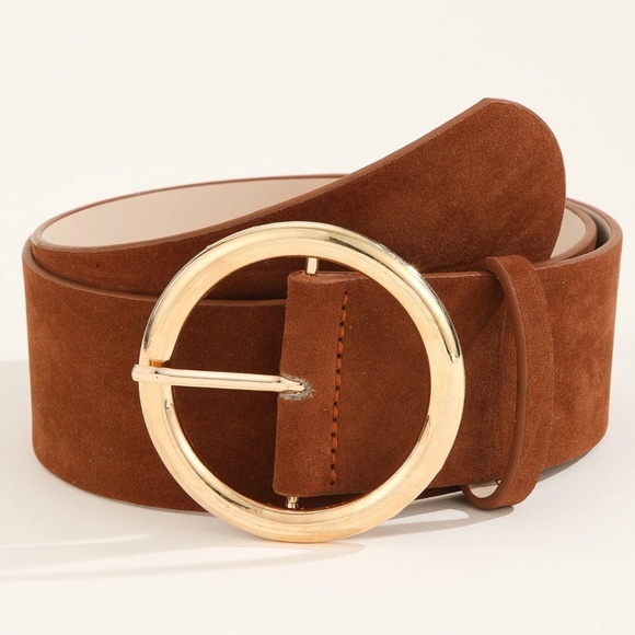 Classic Brown Vegan Suede Gold Tone Circle Buckle Belt - Picture 1 of 3